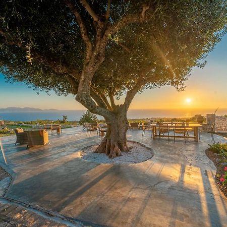 Blue Horizon Cottages Tzamarelata エクステリア 写真