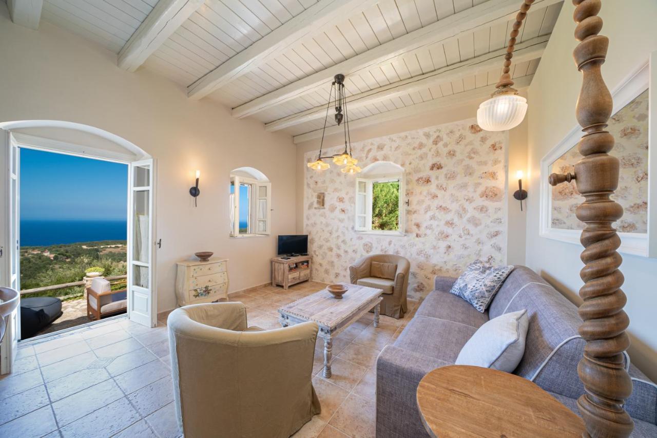 Blue Horizon Cottages Tzamarelata エクステリア 写真