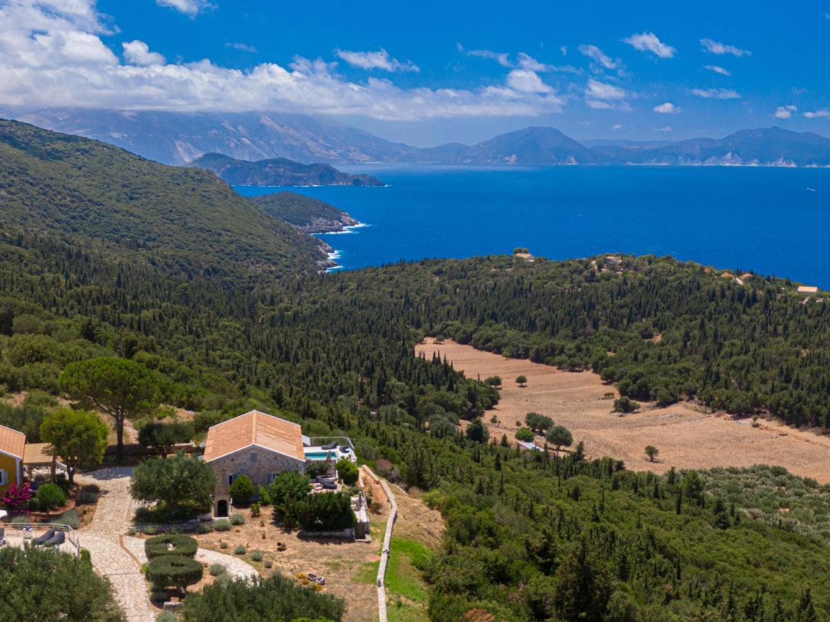 Blue Horizon Cottages Tzamarelata エクステリア 写真
