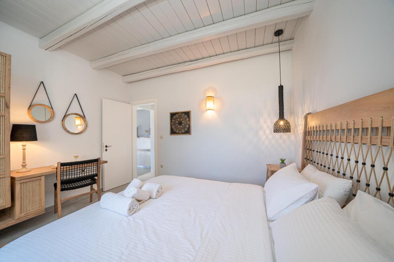 Blue Horizon Cottages Tzamarelata エクステリア 写真