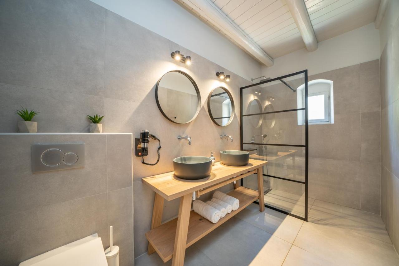 Blue Horizon Cottages Tzamarelata エクステリア 写真